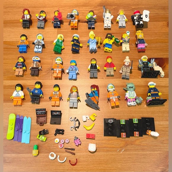Lego Other - Lego Minifigures Lot of 32 Assorted Harry Potter Snowboard Skier Accessories